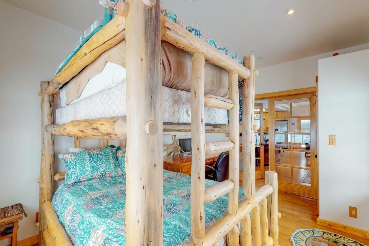 Antler Ridge Villa Big Sky Buitenkant foto