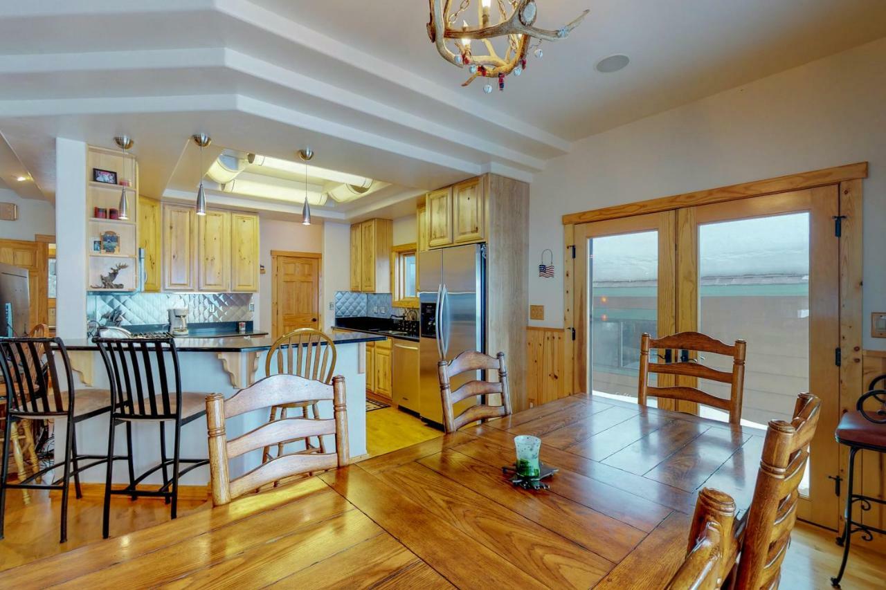 Antler Ridge Villa Big Sky Buitenkant foto